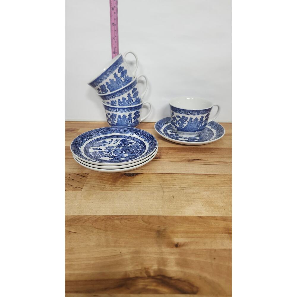Johnson Bros Blue Willow teacup and saucer set